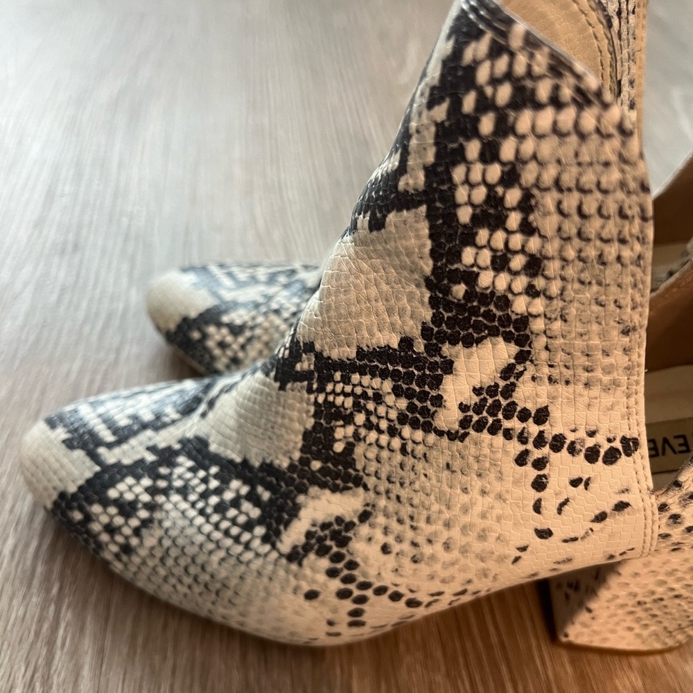 Steve Madden Rookie Snakeskin Booties - Picture 3 of 10